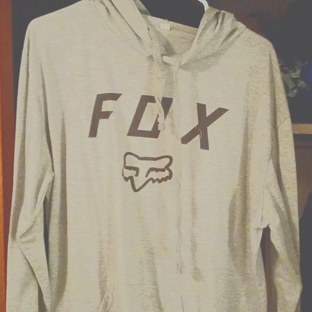 Fox thin sweatshirt with hood